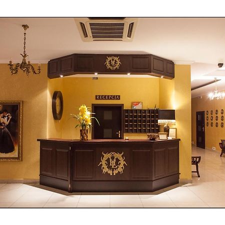 Hotel Lord Debica Ngoại thất bức ảnh
