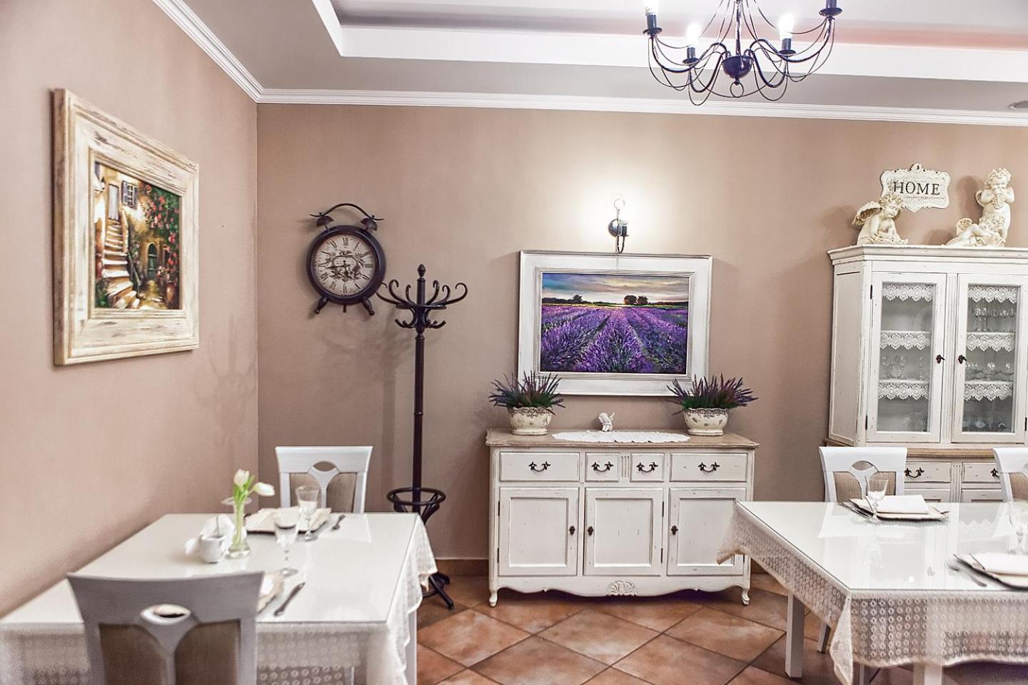 Hotel Lord Debica Ngoại thất bức ảnh